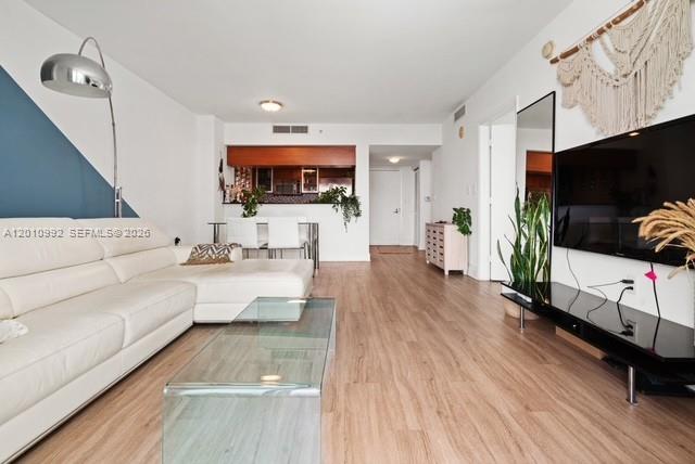 1800 CLUB CONDO - Residential