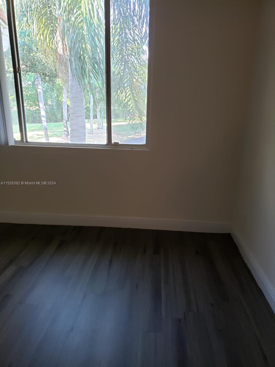 COCO PARC CONDO - Residential Lease