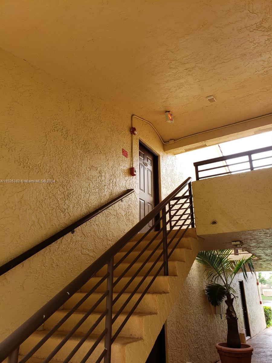 COCO PARC CONDO - Residential Lease