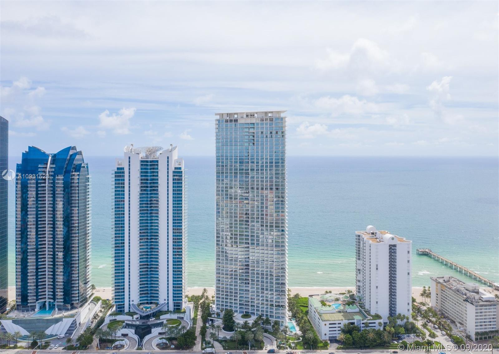 JADE SIGNATURE CONDO - Residential