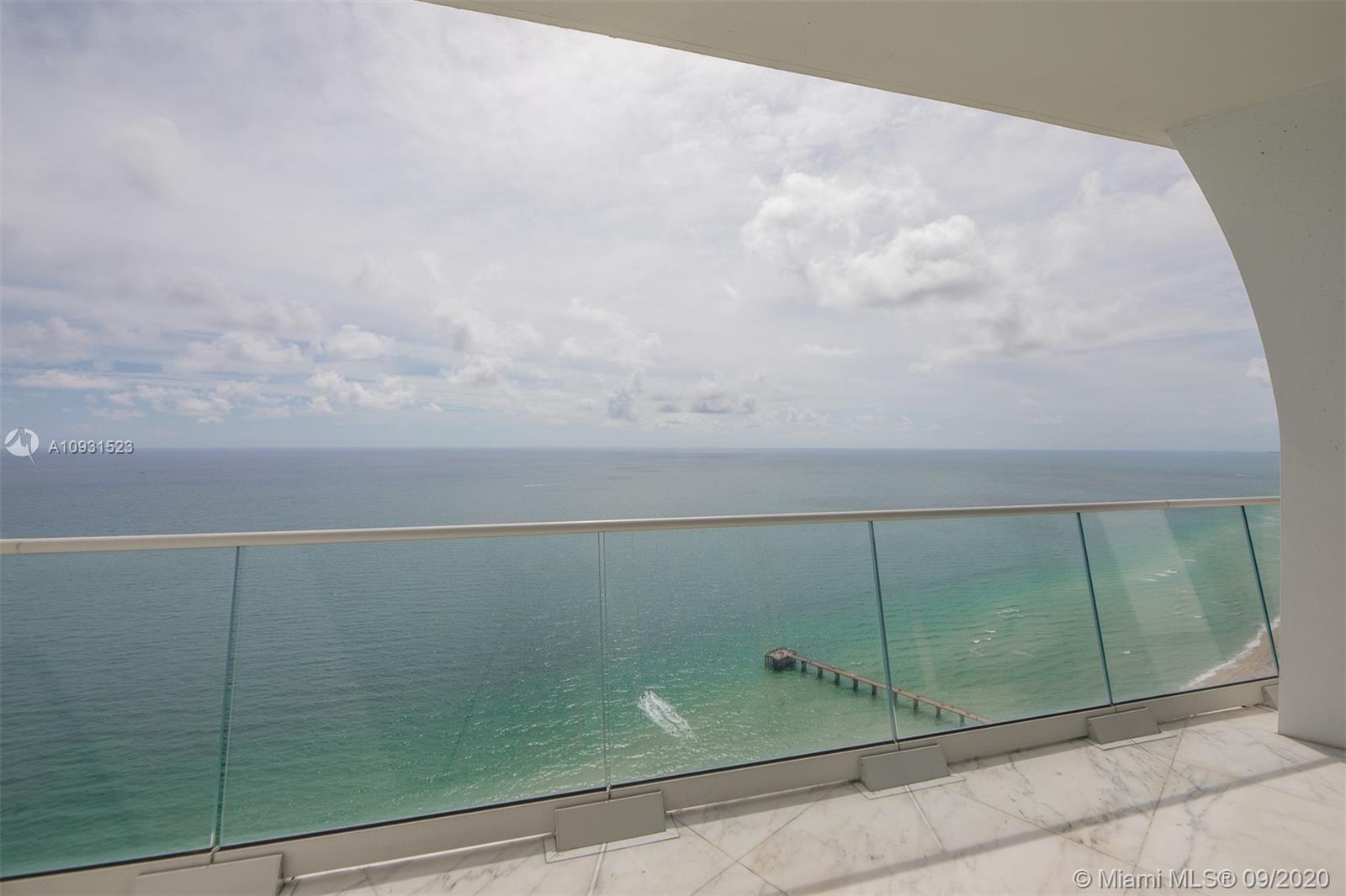 JADE SIGNATURE CONDO - Residential