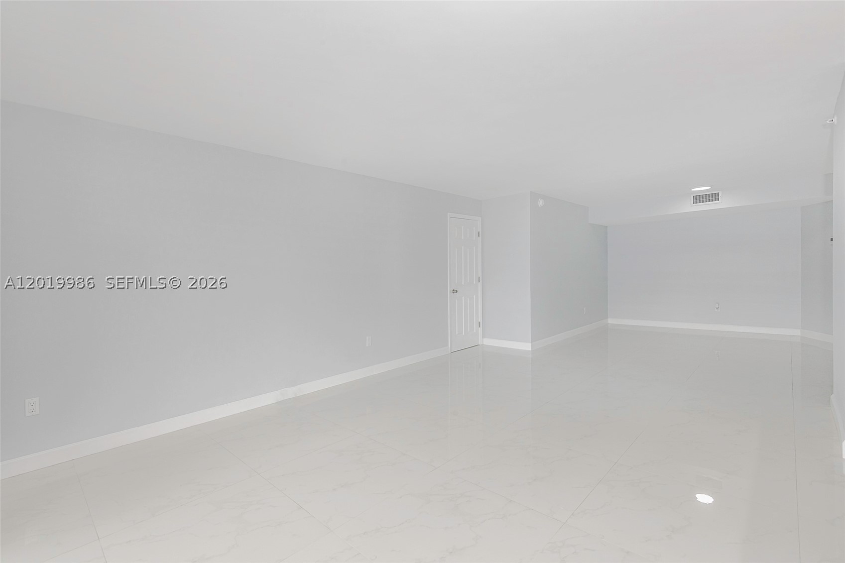 SUMMIT CONDO - Residential