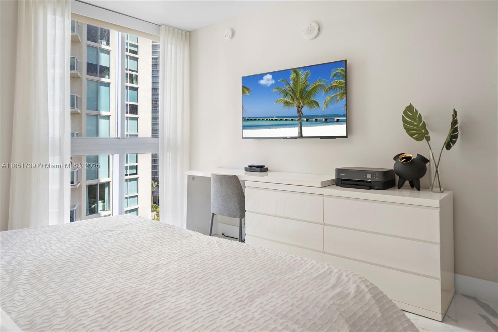 PARQUE TOWERS CONDO - Residential