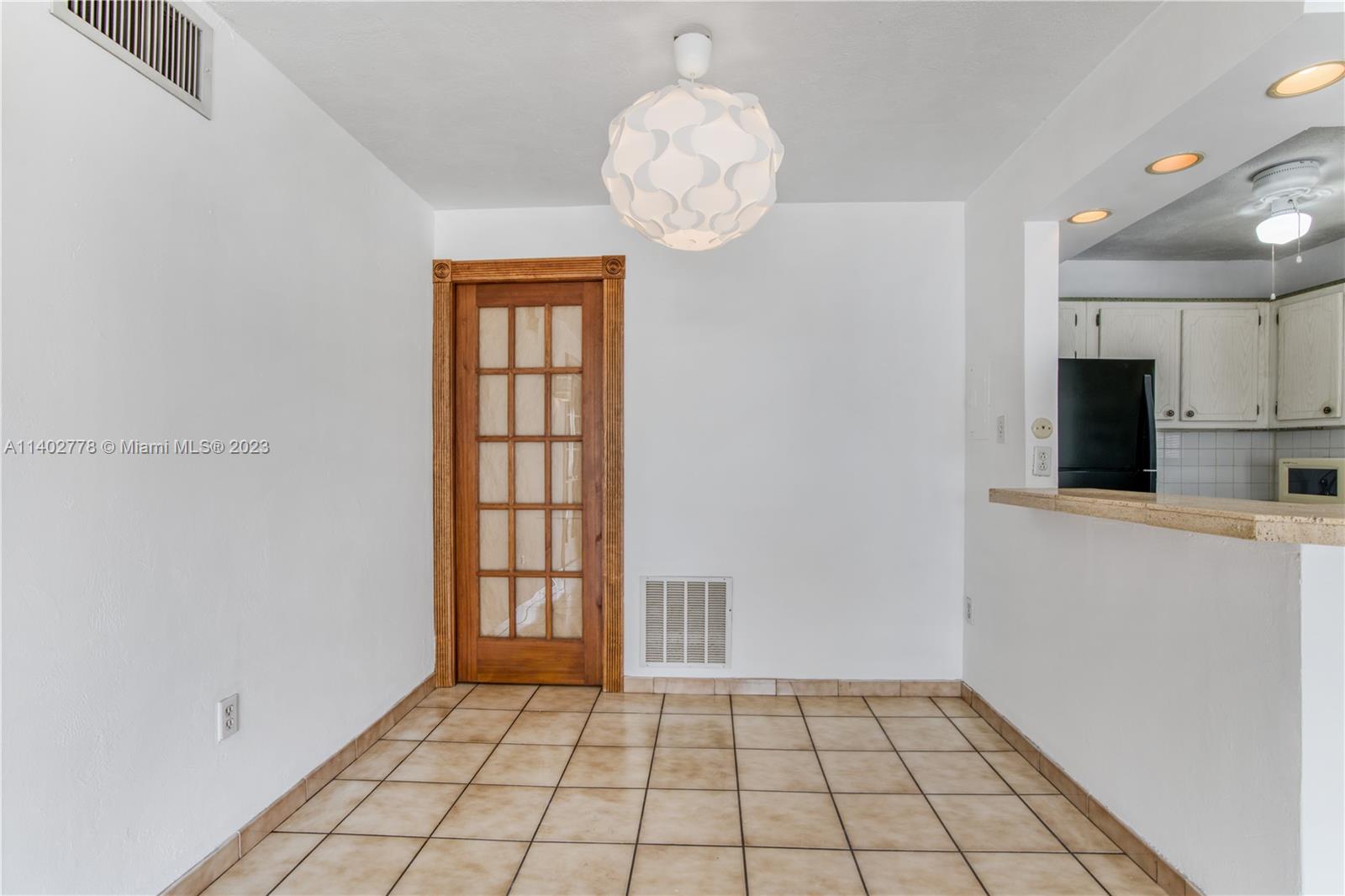 1357 COLLINS AVE CONDO - Residential Lease