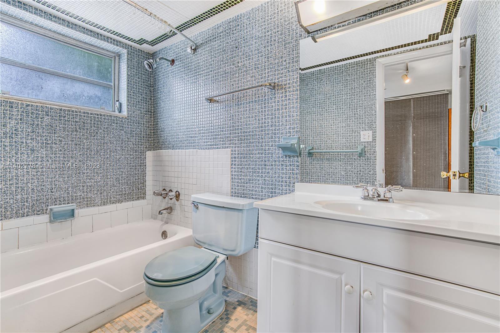 1357 COLLINS AVE CONDO - Residential Lease