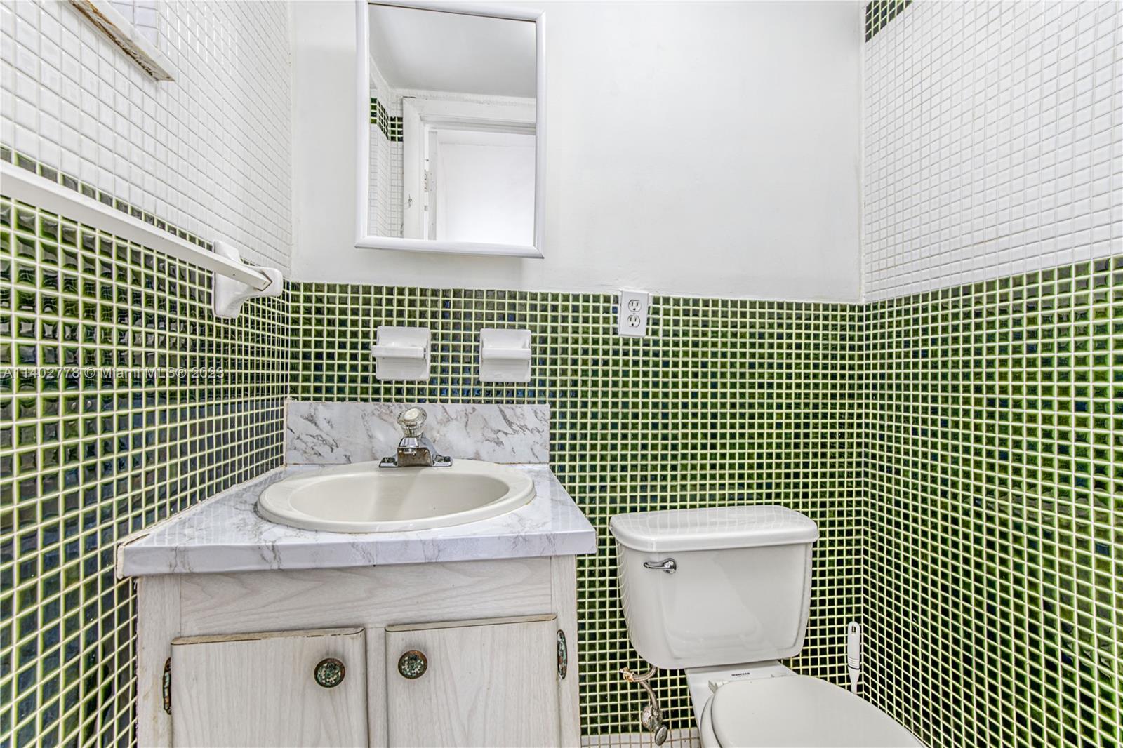 1357 COLLINS AVE CONDO - Residential Lease