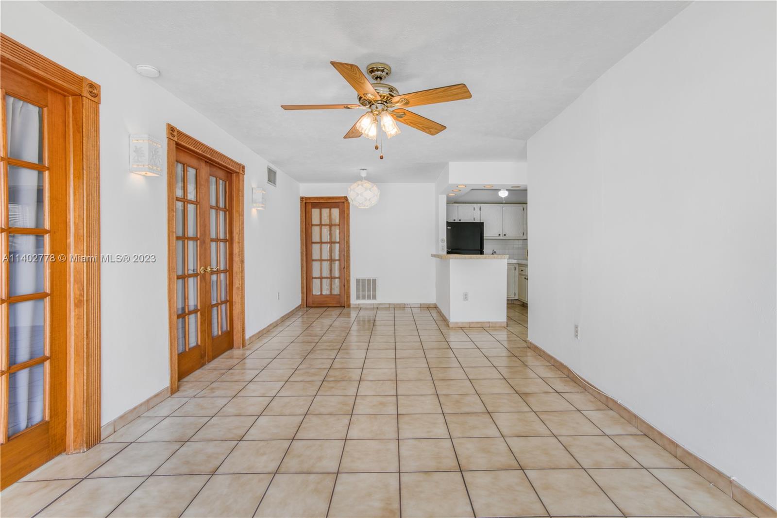1357 COLLINS AVE CONDO - Residential Lease