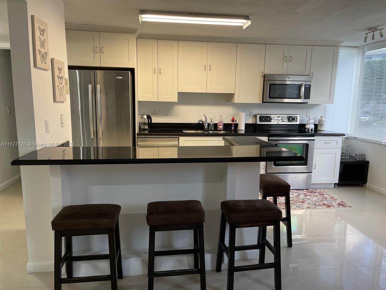 CARIBBEAN BREEZE CONDO - Residential Lease