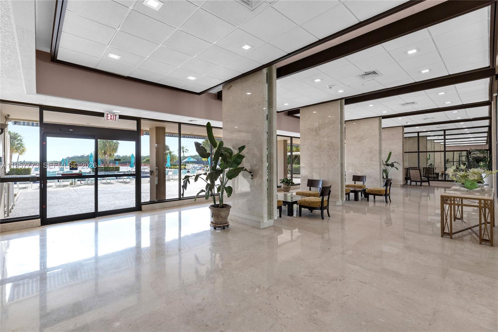 ARLEN HOUSE CONDO - Residential