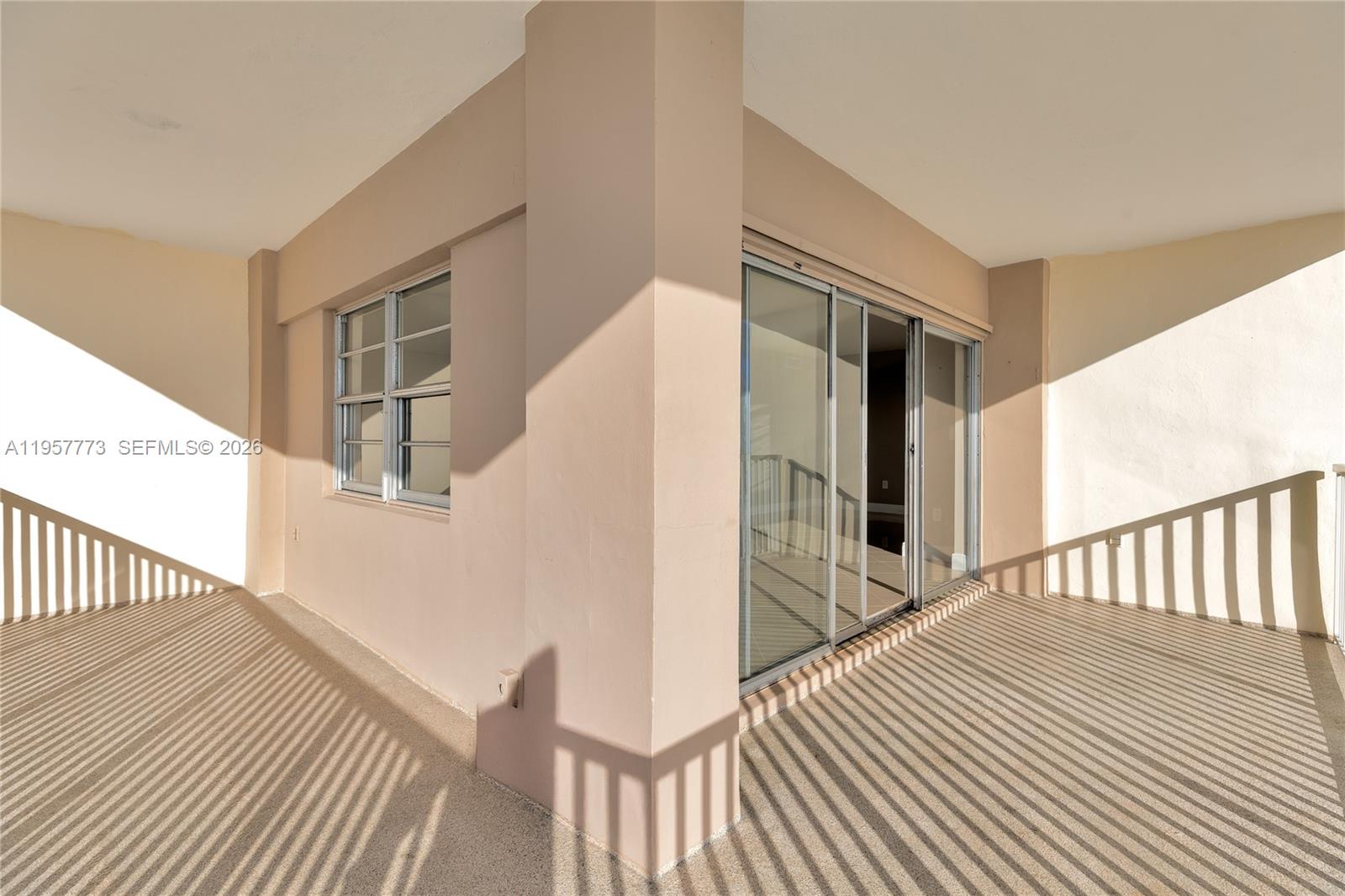 ARLEN HOUSE CONDO - Residential