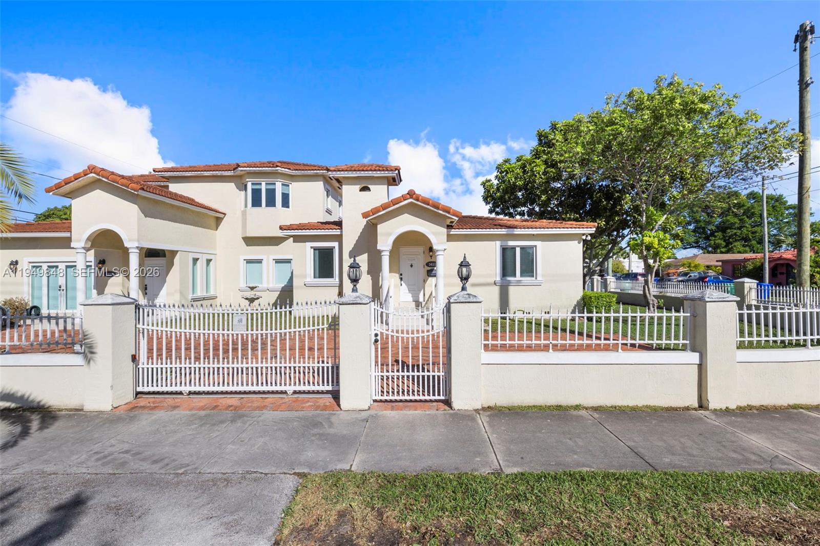 SILVER BLUFF GARDENS - Residential Lease