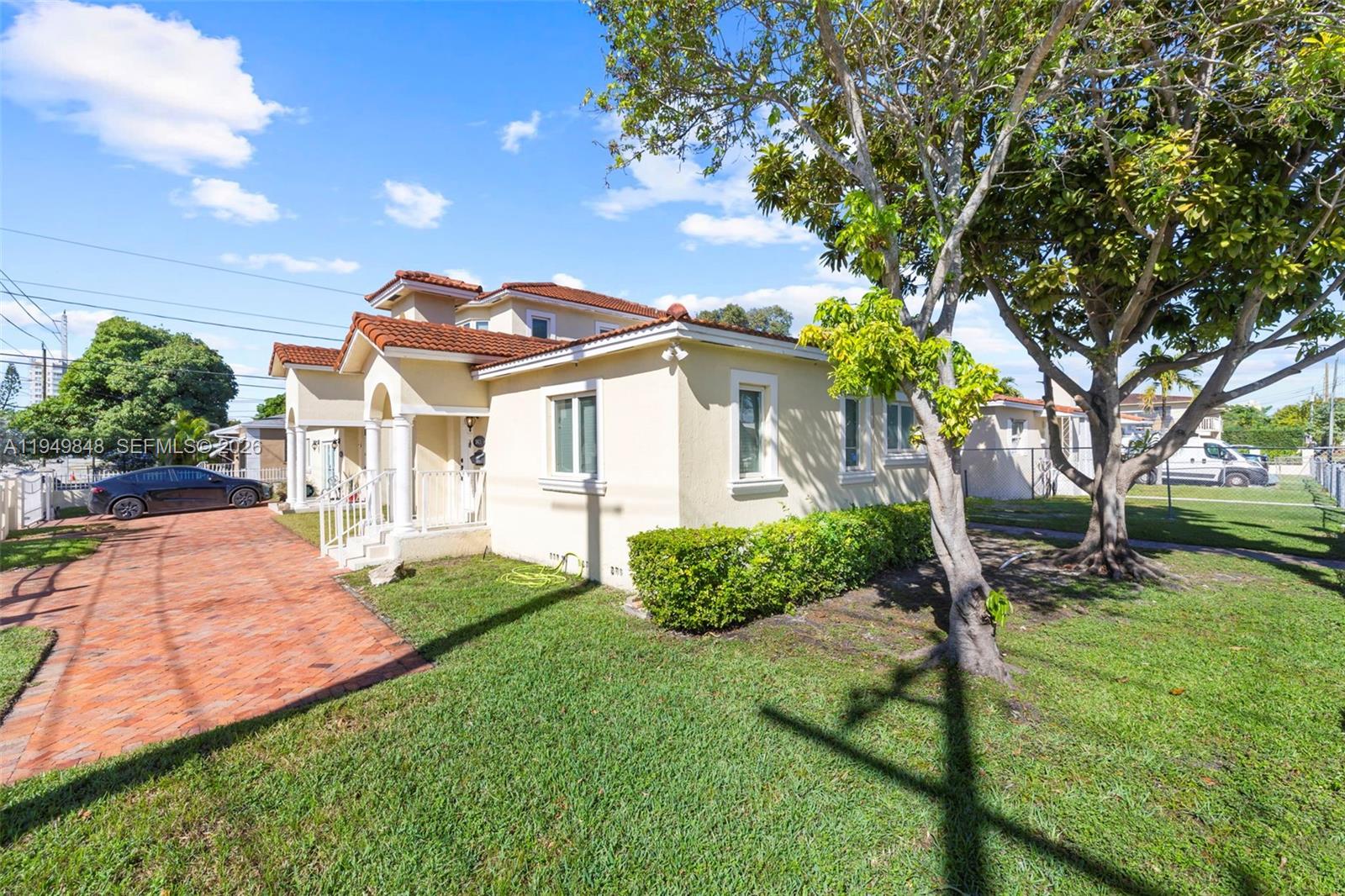 SILVER BLUFF GARDENS - Residential Lease