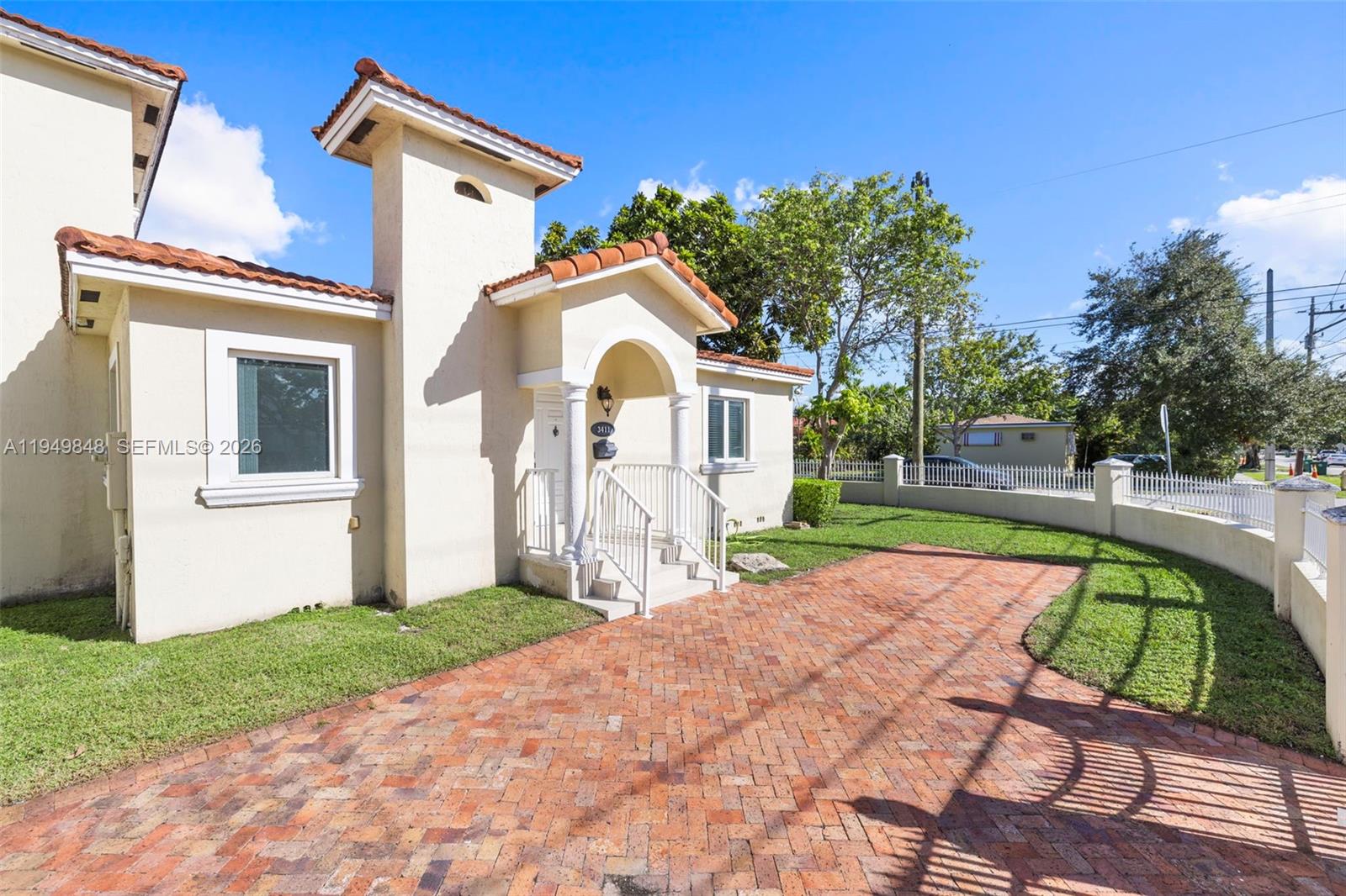 SILVER BLUFF GARDENS - Residential Lease
