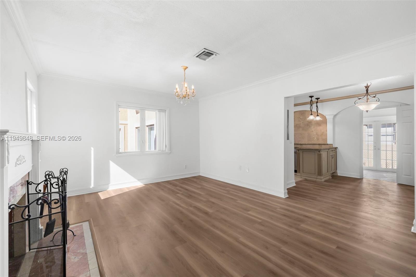 SILVER BLUFF GARDENS - Residential Lease