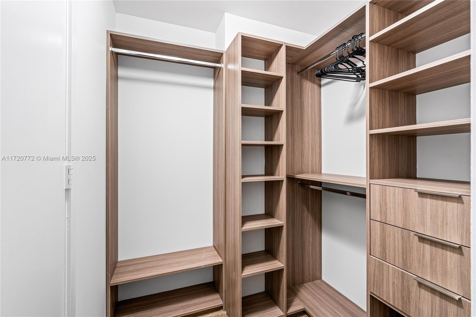BISCAYNE BEACH CONDO - Residential Lease
