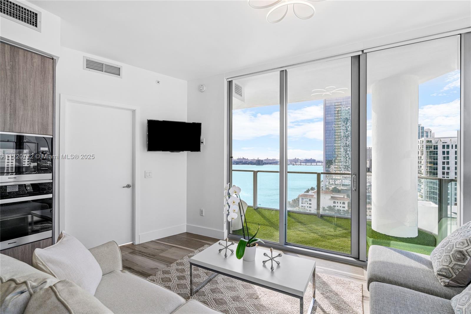 BISCAYNE BEACH CONDO - Residential Lease