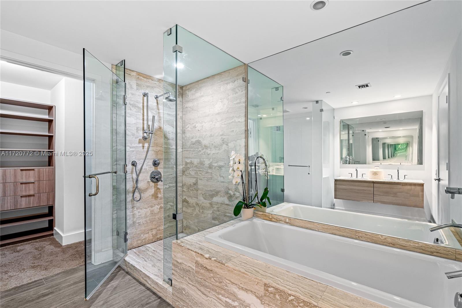 BISCAYNE BEACH CONDO - Residential Lease