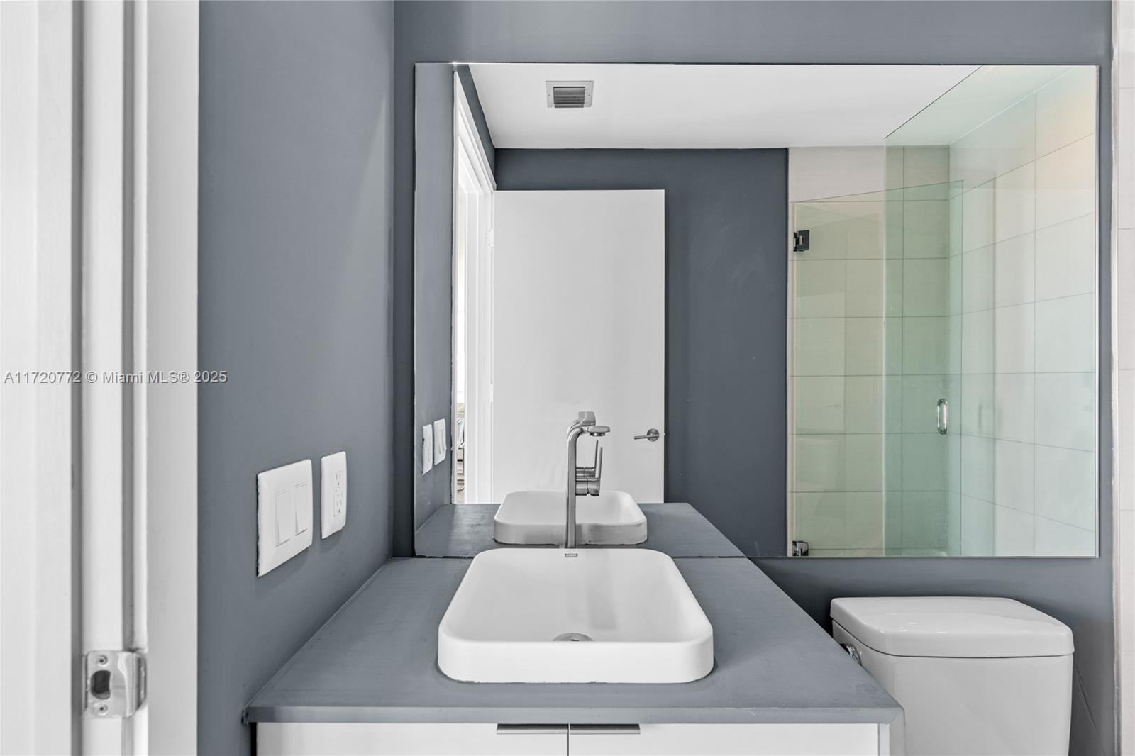BISCAYNE BEACH CONDO - Residential Lease