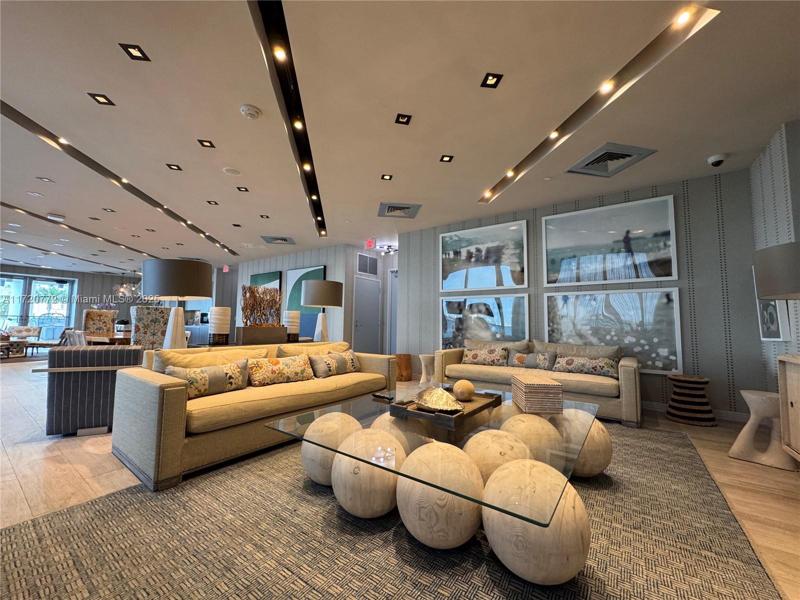 BISCAYNE BEACH CONDO - Residential Lease