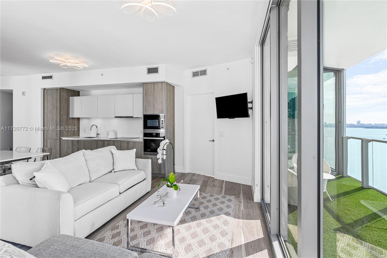 BISCAYNE BEACH CONDO - Residential Lease