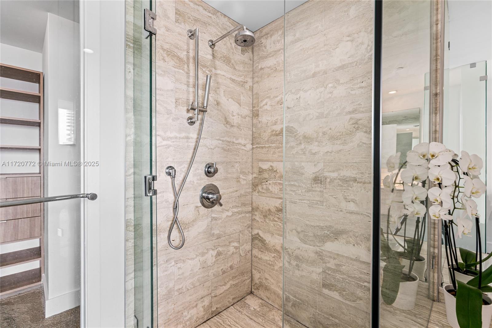 BISCAYNE BEACH CONDO - Residential Lease