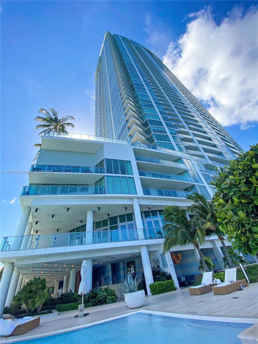 BISCAYNE BEACH CONDO - Residential