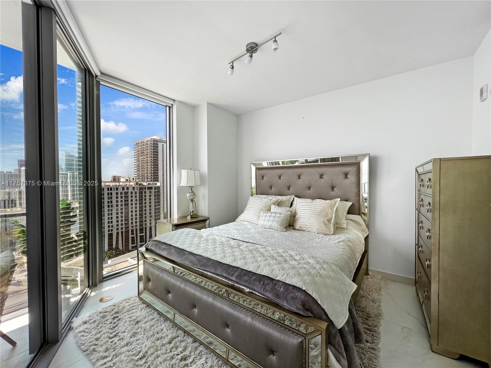 BISCAYNE BEACH CONDO - Residential