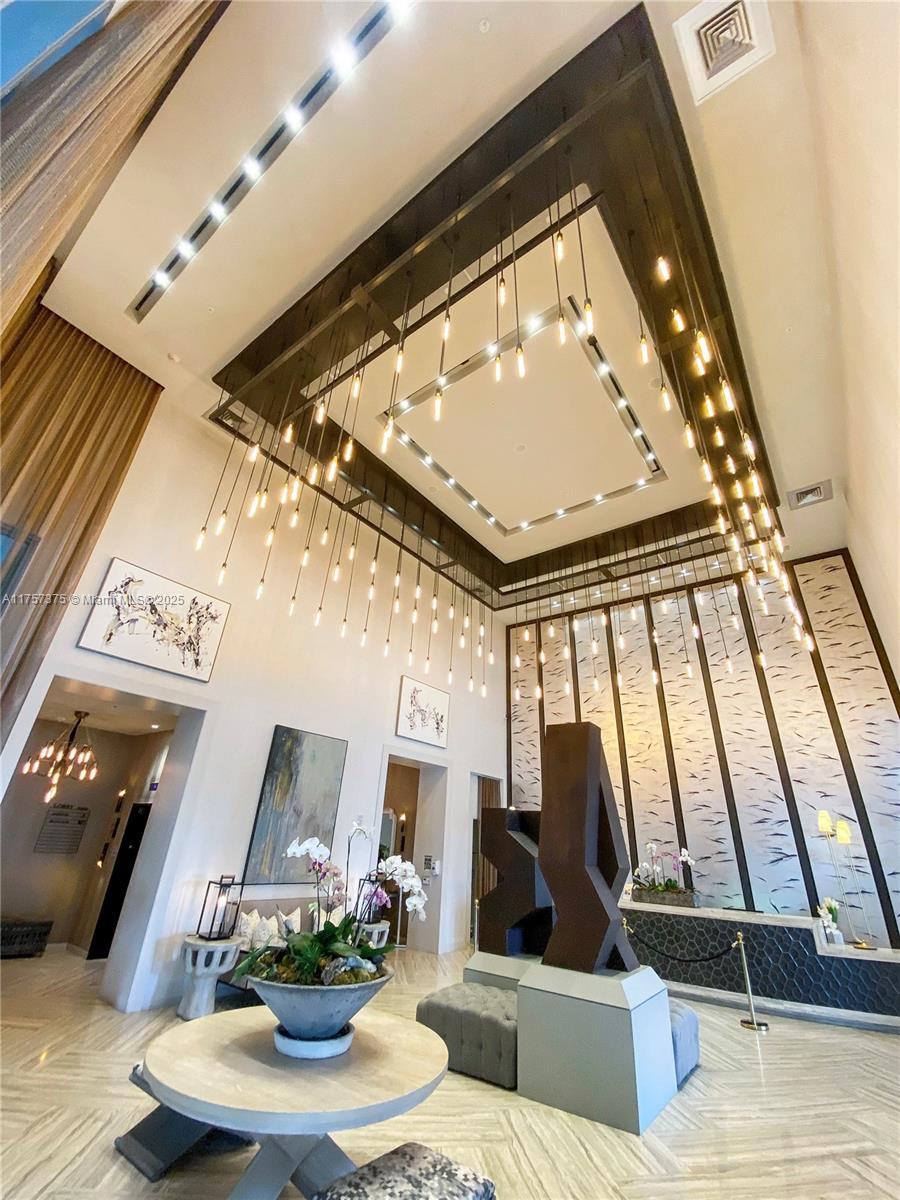BISCAYNE BEACH CONDO - Residential