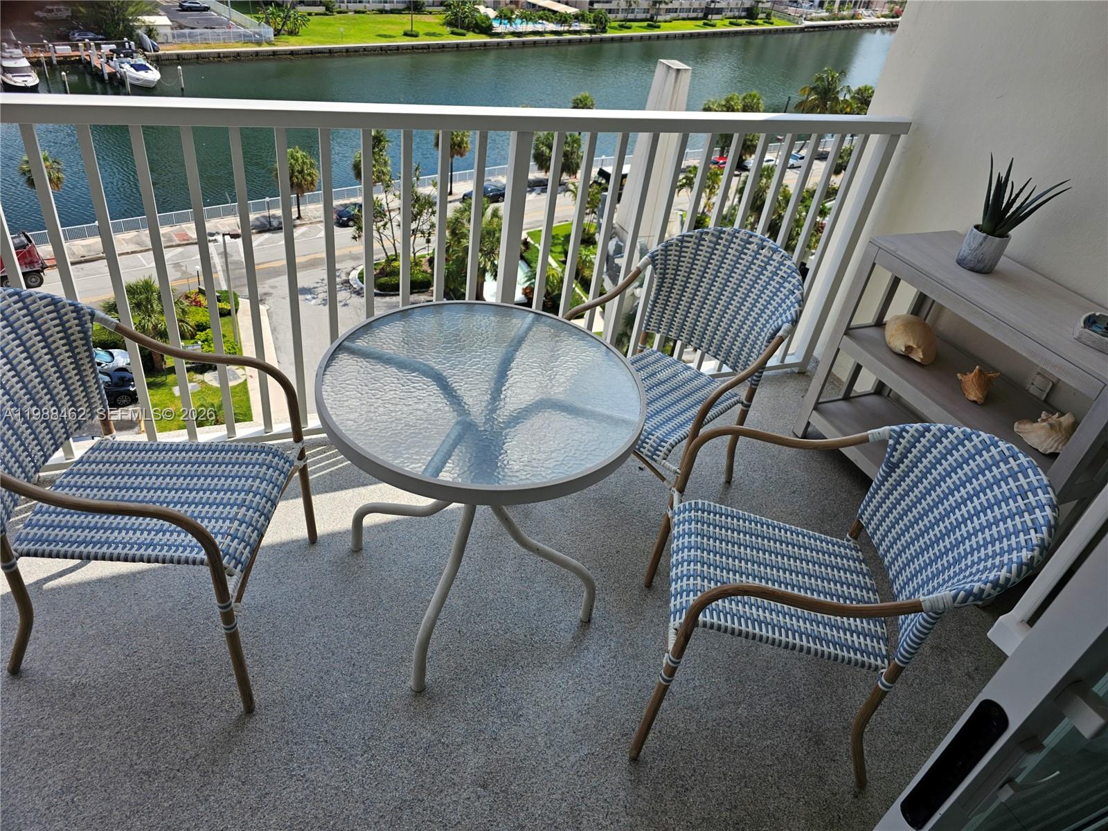 ARLEN HOUSE CONDO - Residential