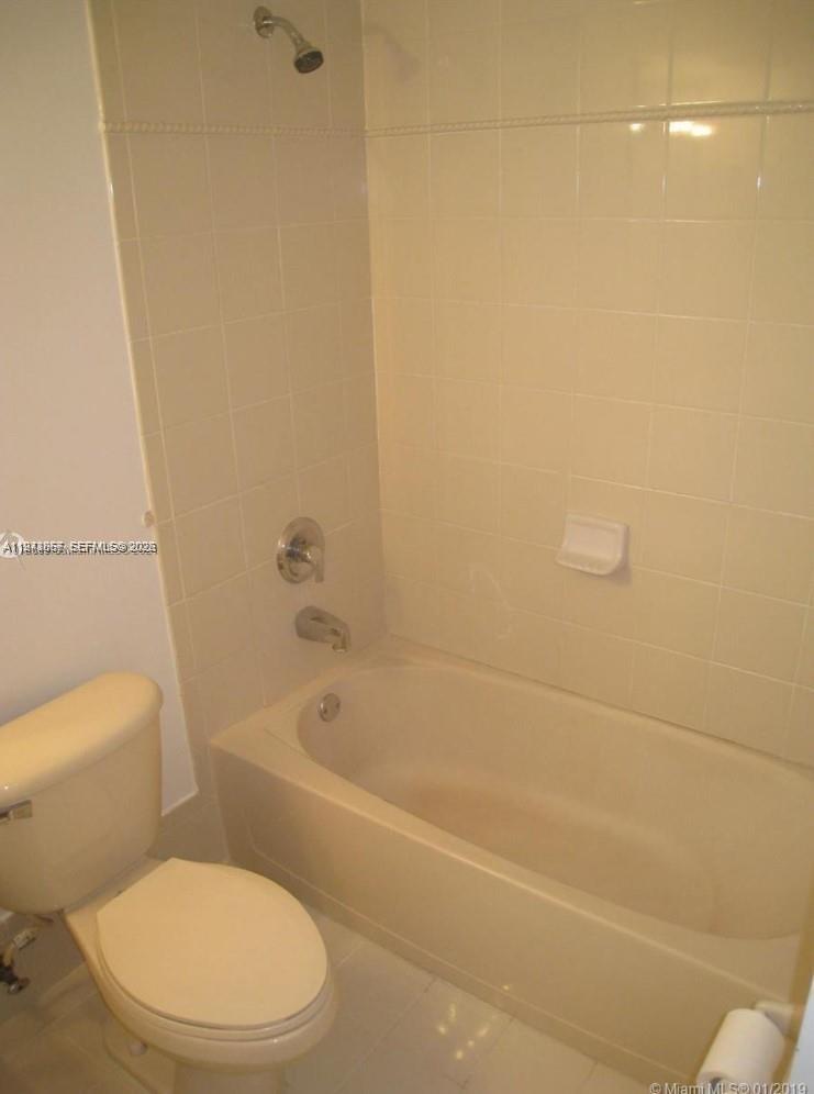 COVE AT FRENCH VILLAS - Residential Lease