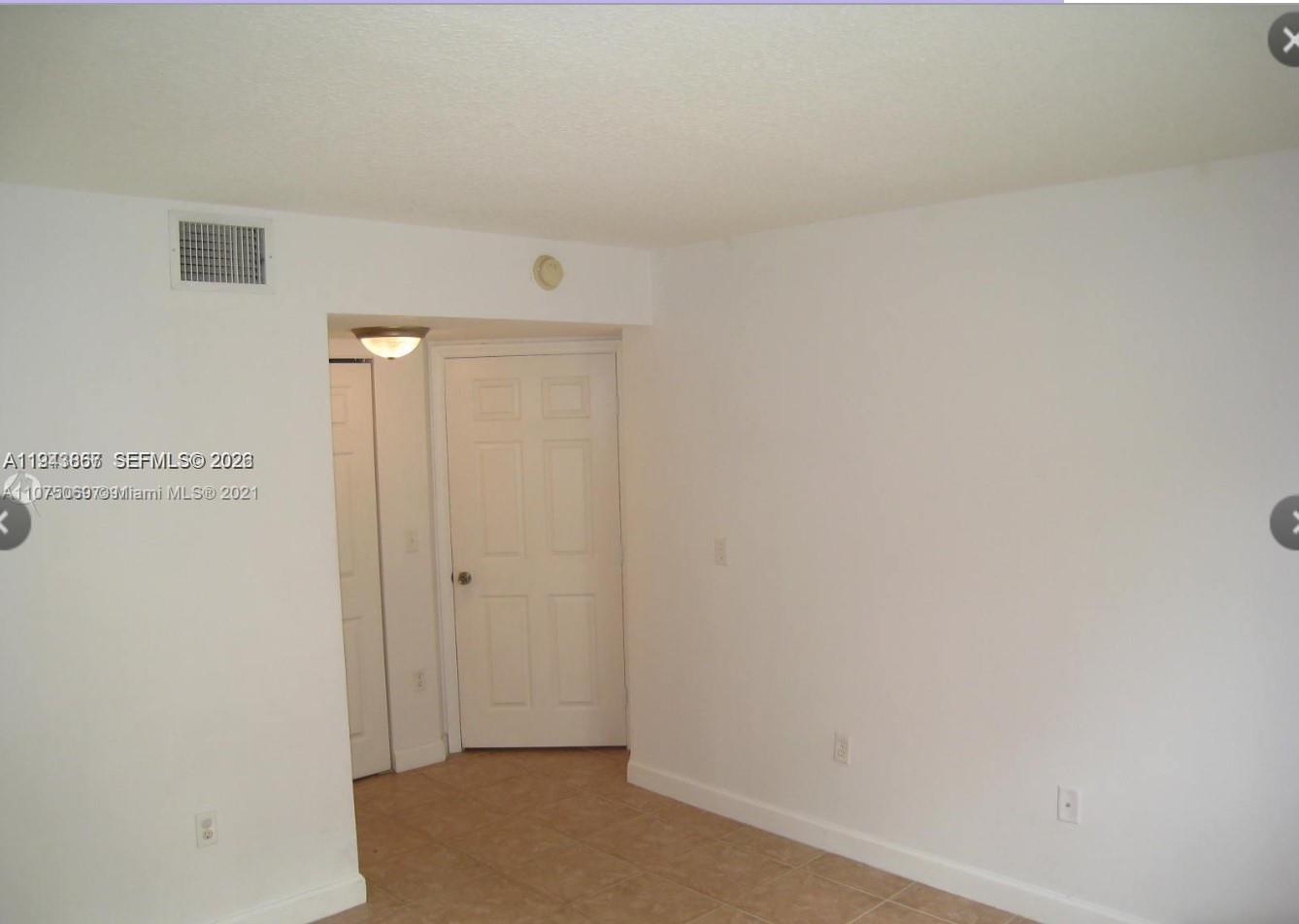 COVE AT FRENCH VILLAS - Residential Lease