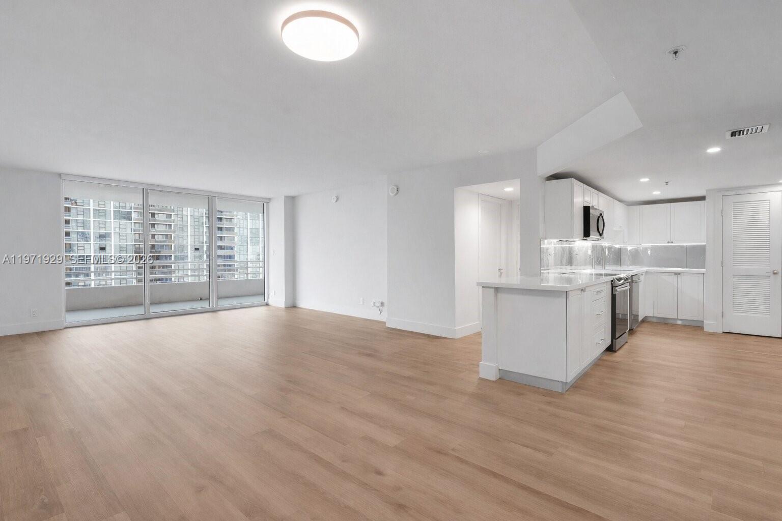 The Hamilton - Residential Lease