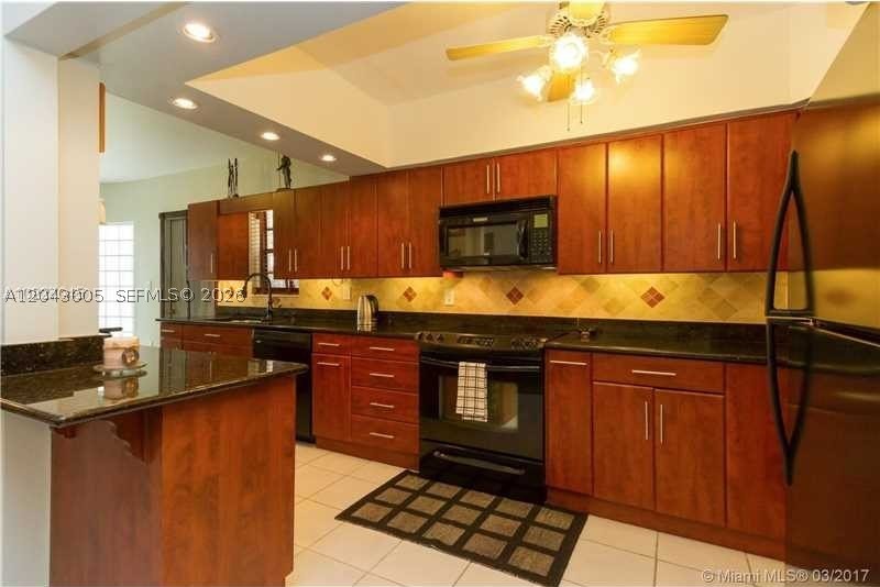 RIVIERA ESTATES 1ST ADDN - Residential