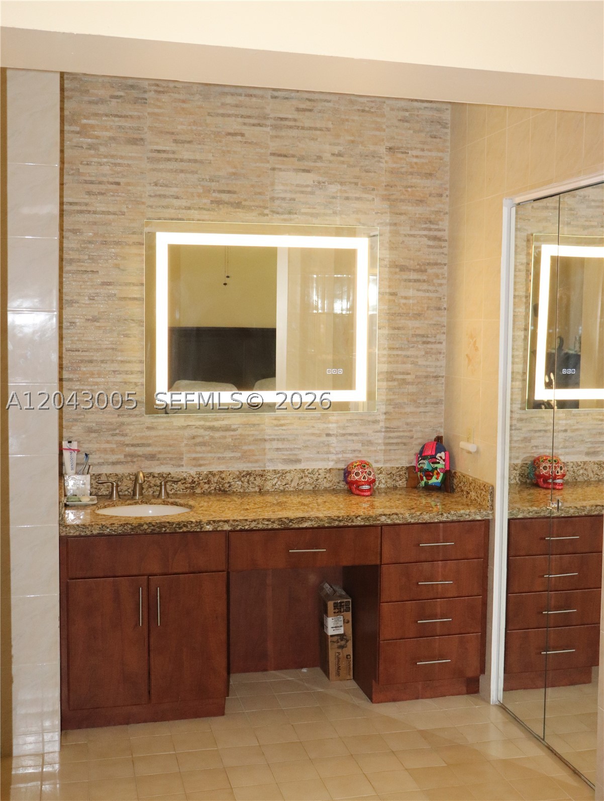 RIVIERA ESTATES 1ST ADDN - Residential