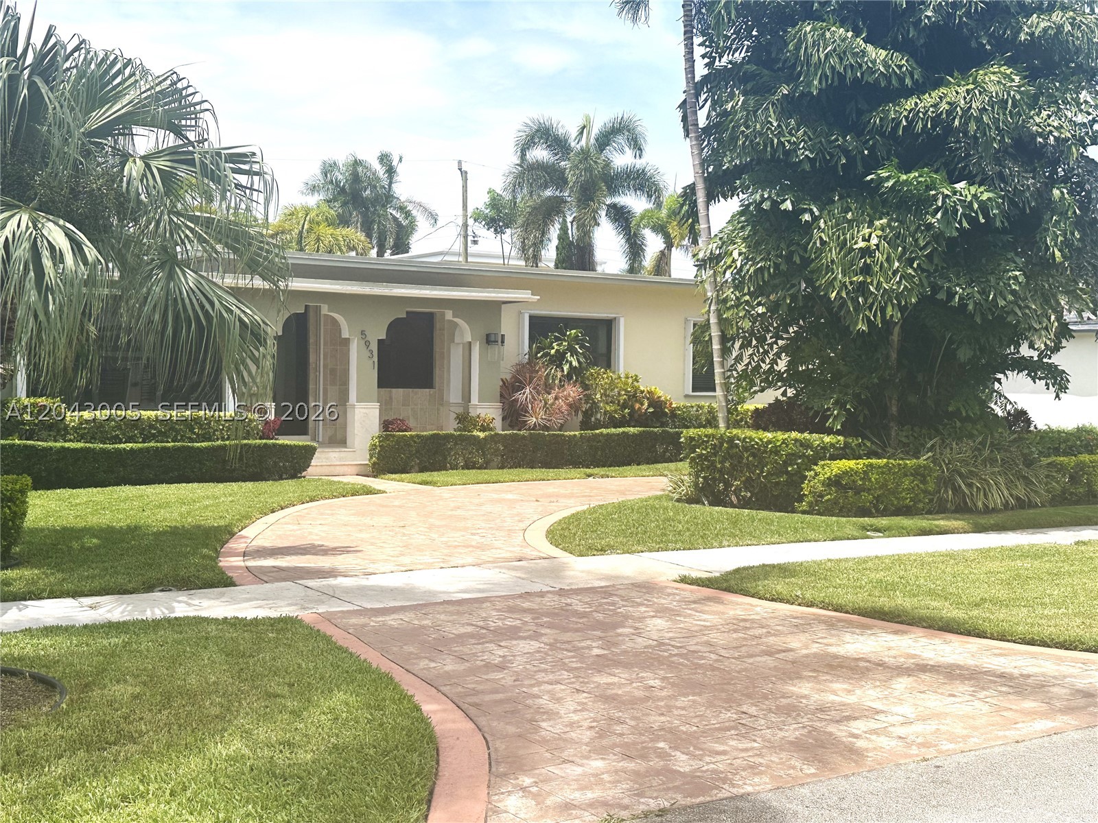 RIVIERA ESTATES 1ST ADDN - Residential