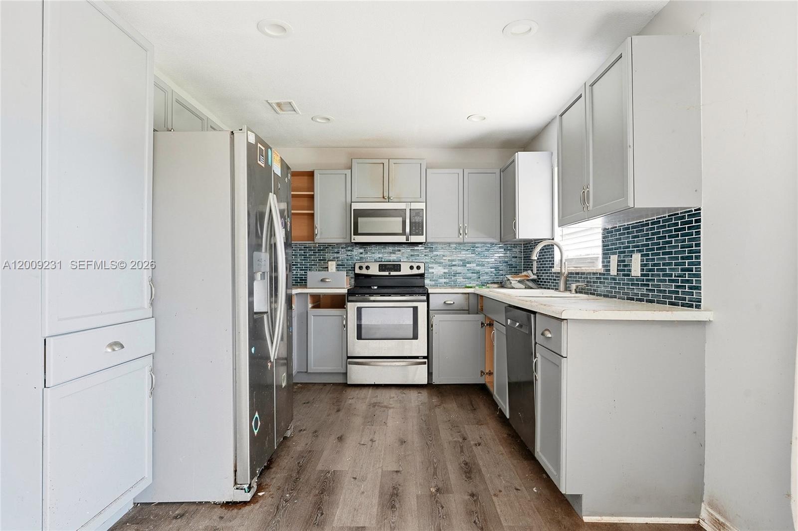 INDIAN RIVER ESTATES UNIT - Residential