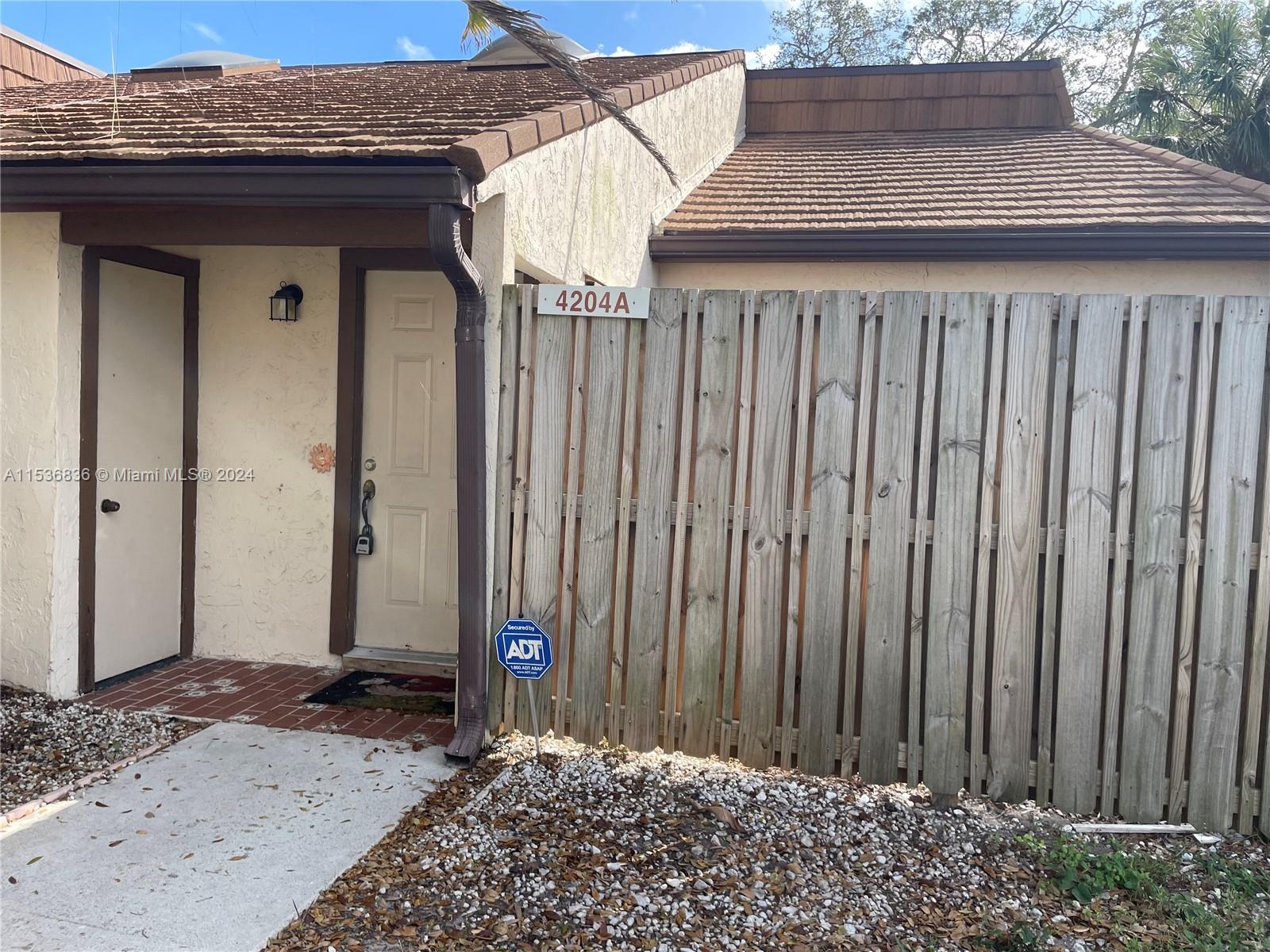LAKE COLONY PH 3 - Residential