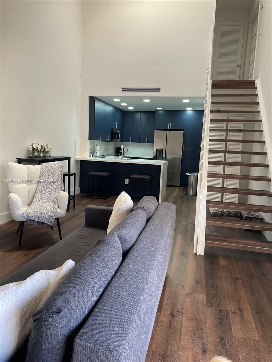 LAKE COLONY PH 3 - Residential