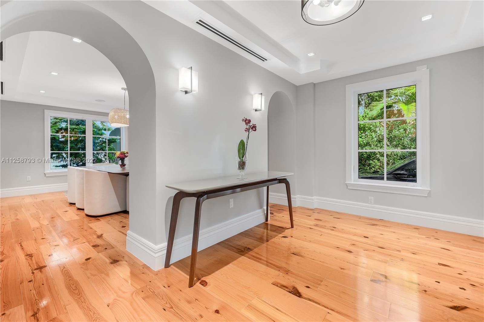 CORAL GABLES SEC E - Residential