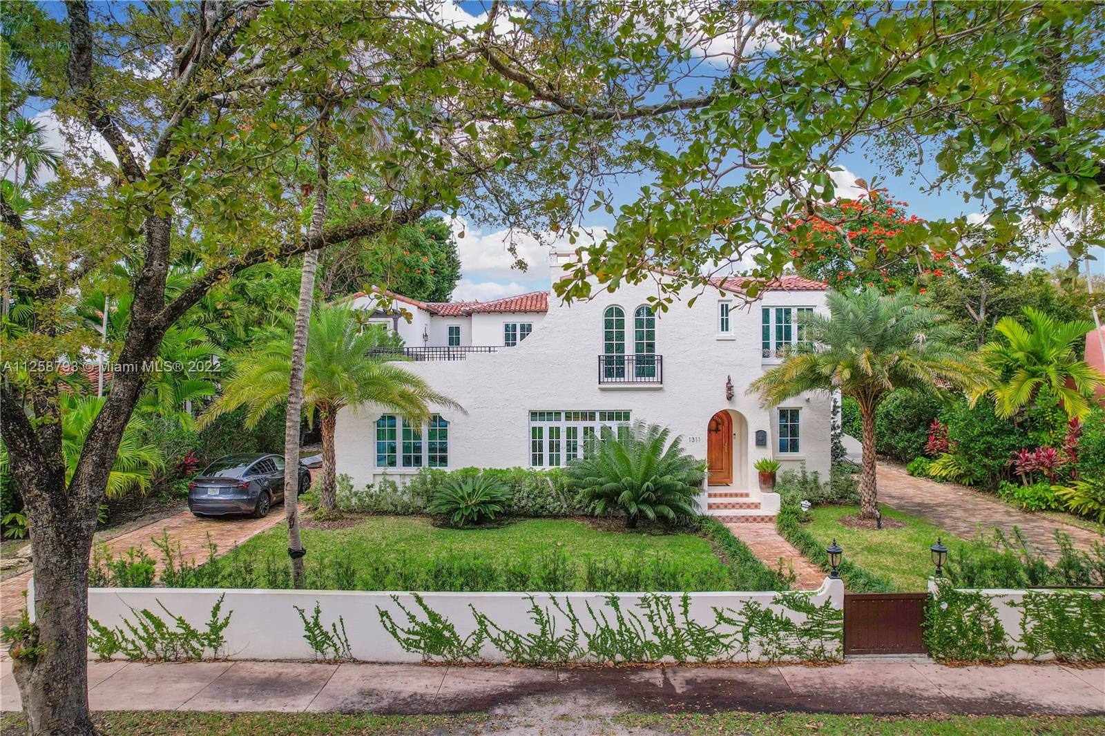 CORAL GABLES SEC E - Residential