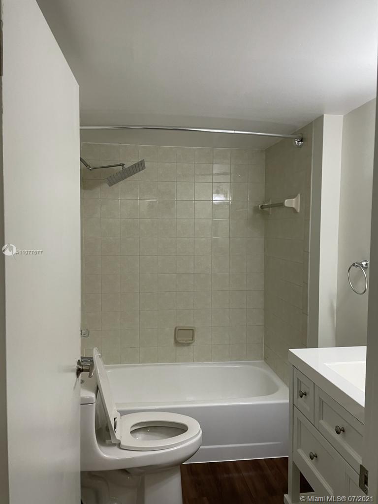 CELEBRITY POINT CONDO - Residential Lease