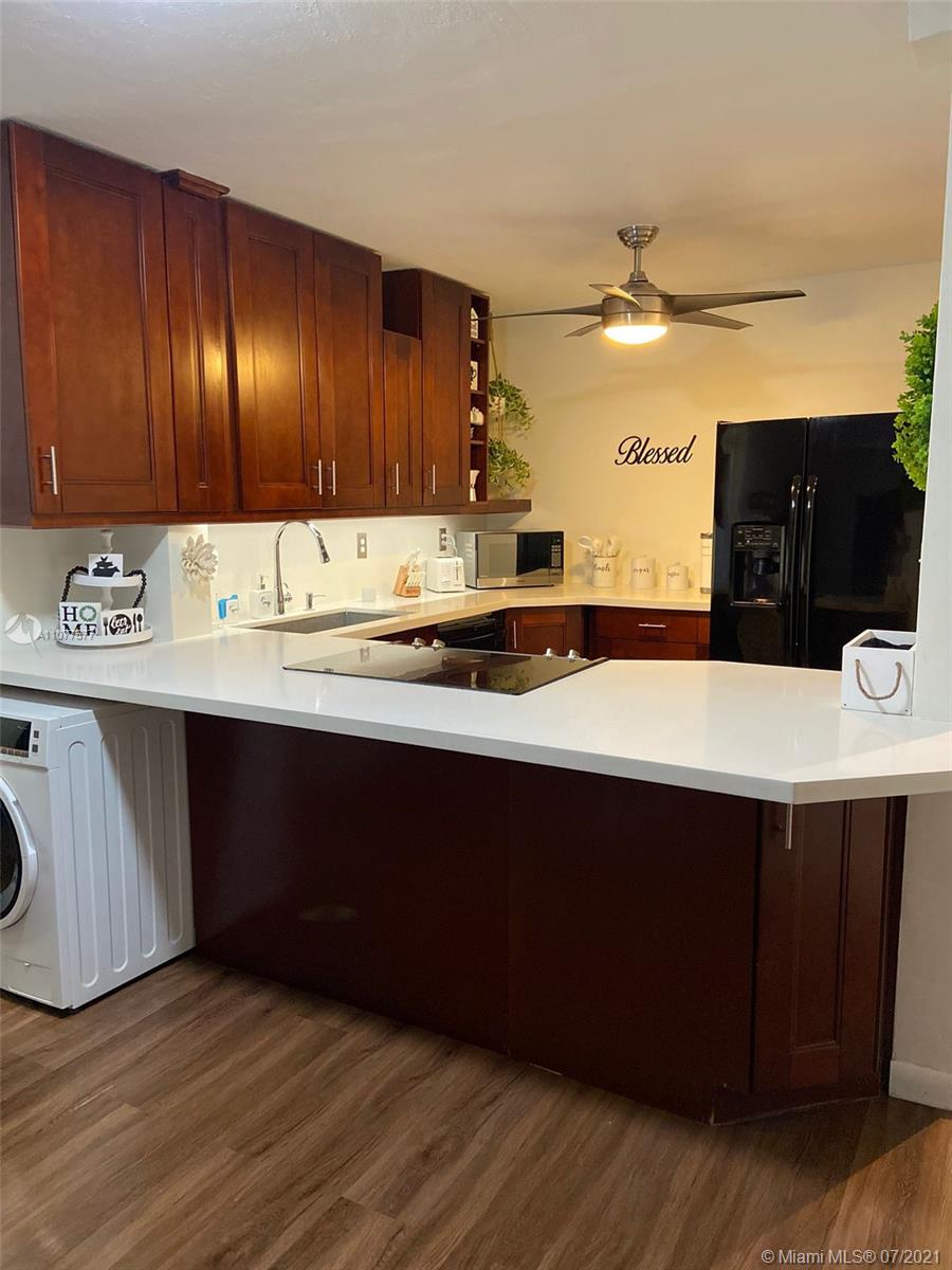 CELEBRITY POINT CONDO - Residential Lease