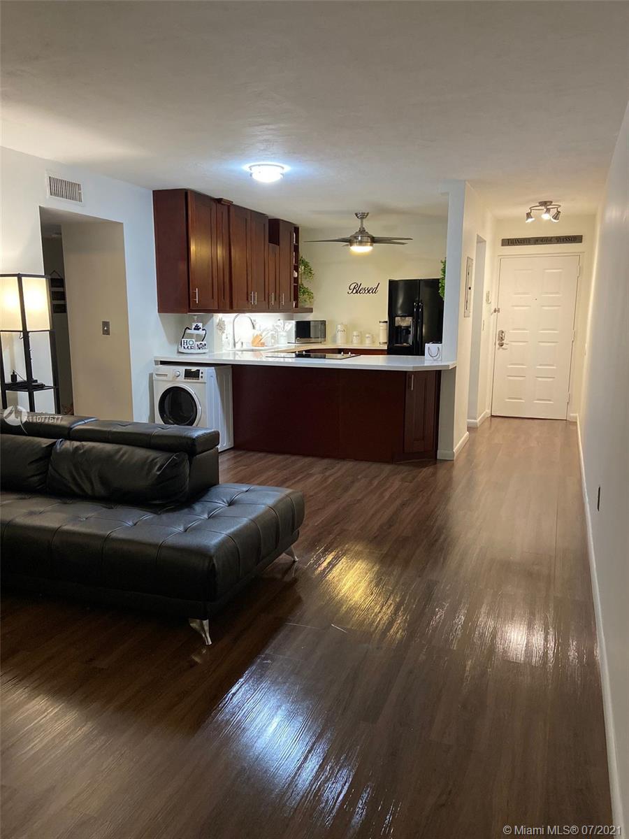 CELEBRITY POINT CONDO - Residential Lease