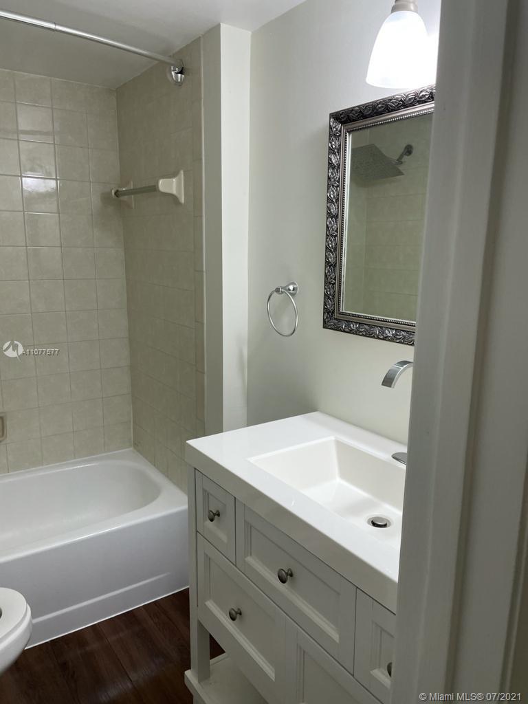CELEBRITY POINT CONDO - Residential Lease