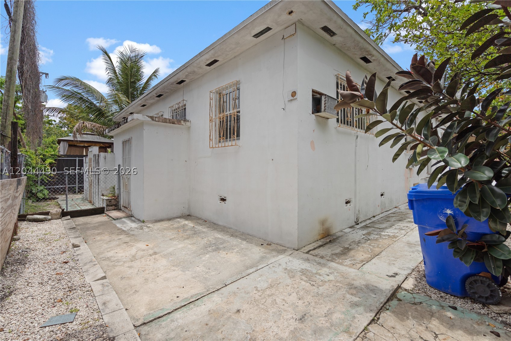 BONNA BELLA PLACE - Residential Income