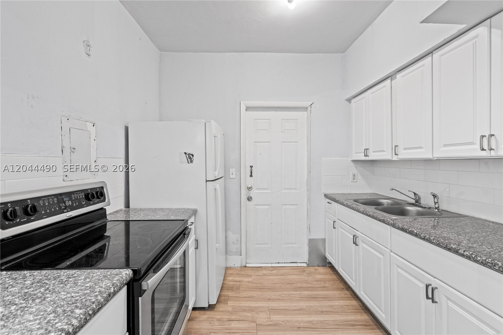 BONNA BELLA PLACE - Residential Income