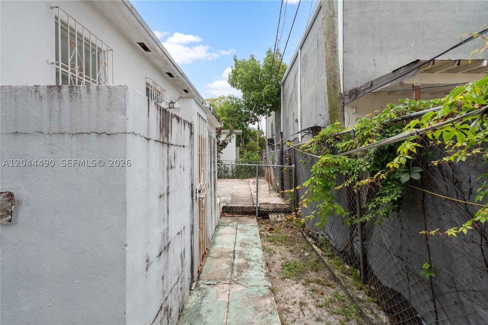 BONNA BELLA PLACE - Residential Income