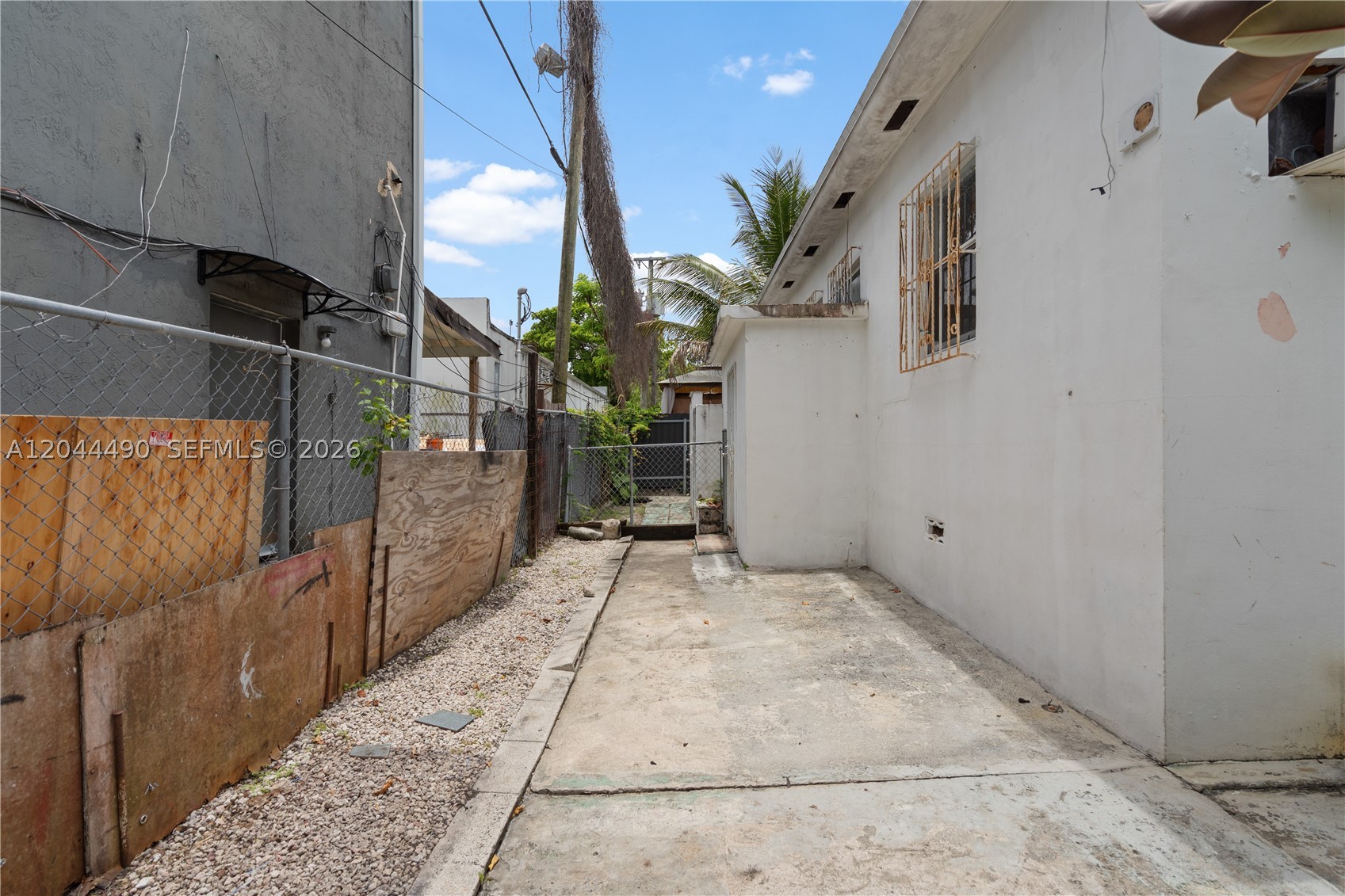 BONNA BELLA PLACE - Residential Income