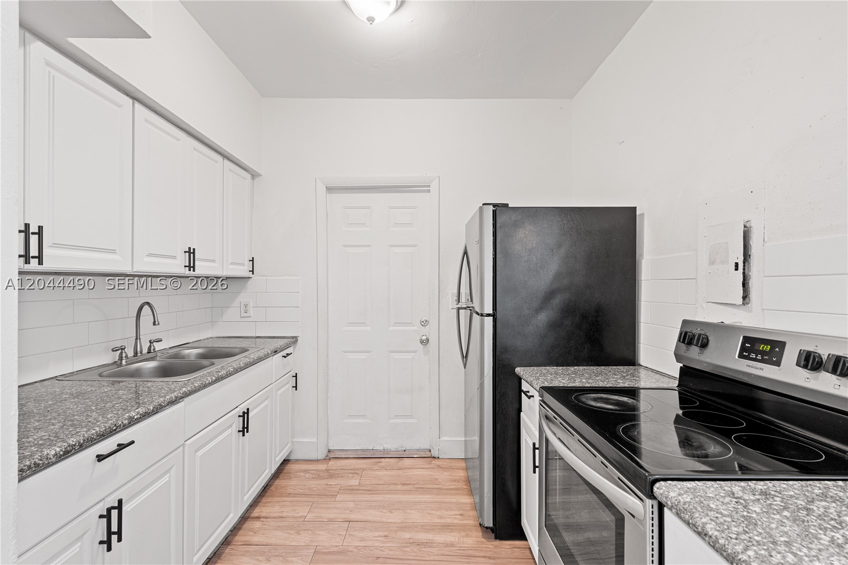 BONNA BELLA PLACE - Residential Income