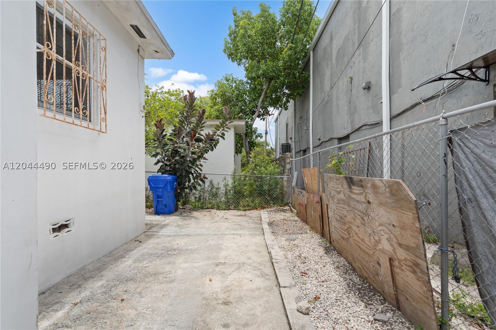 BONNA BELLA PLACE - Residential Income